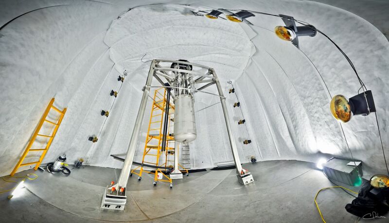 File:LUX dark matter detector.jpg